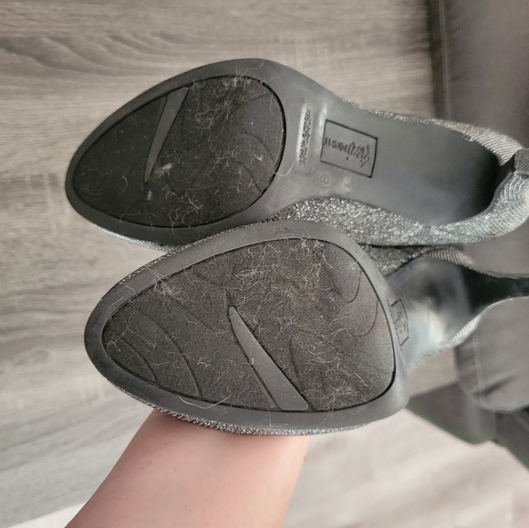 Silver Platform Heels - Picture 4 of 5